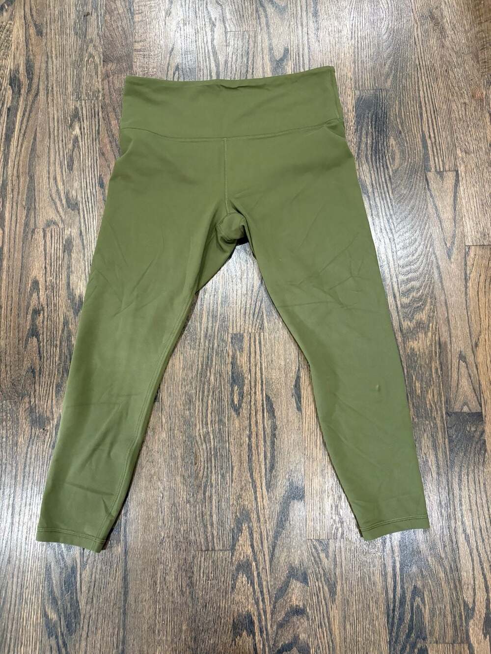 Athleta Ultra High Rise Elation 7/8 Tight Legging in Olive Green